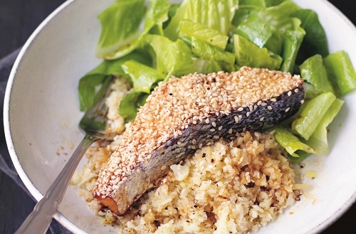 Lax med blomkålsris och limesås